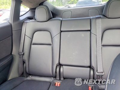 Zdjęcie 10 z 13 samochodu: 2022 TESLA MODEL Y VIN:7SAYGDEE6NF443193 - miniatura