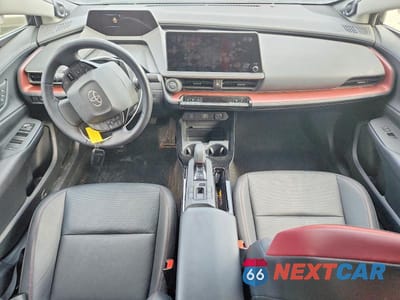 Zdjęcie 8 z 12 samochodu: 2023 TOYOTA PRIUS PRIME XSE PREMIUM VIN:JTDACACU6P3006734 - miniatura