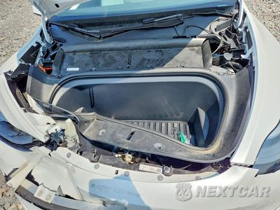 Zdjęcie 11 z 12 samochodu: 2024 TESLA MODEL Y VIN:7SAYGDEE6RA296103 - miniatura