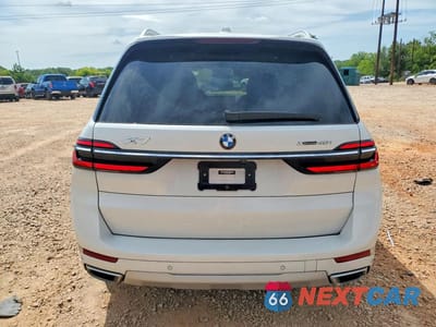 Zdjęcie 6 z 13 samochodu: 2023 BMW X7 XDRIVE40I VIN:5UX23EM02P9N95347 - miniatura