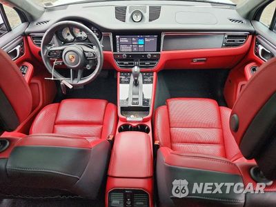 Zdjęcie 8 z 12 samochodu: 2025 PORSCHE MACAN GTS VIN:WP1AF2A50SLB51669 - miniatura