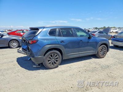 Trzecie zdjęcie samochodu z tyłu: 2024 MAZDA CX-50 SELECT VIN:7MMVABAMXRN204160 - miniatura