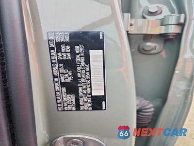 Zdjęcie 13 z 13 samochodu: 2024 VOLVO XC40 CORE VIN:YV4L12UK5R2215860 - miniatura