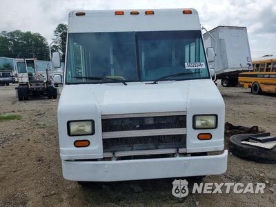 Piąte zdjęcie samochodu w środku: 2000 FORD E350 DELIVERY TRUCK VIN:1FCJE39L4YHA52569 - miniatura