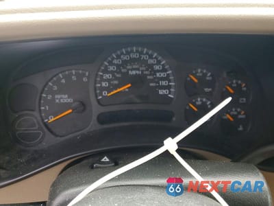 Zdjęcie 9 z 13 samochodu: 2004 CHEVROLET SUBURBAN C1500 VIN:3GNEC16Z84G259918 - miniatura