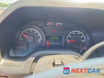 Zdjęcie 9 z 14 samochodu: 2013 FORD E350 SHUTTLE BUS VIN:1FDWE3FL0DDA25182 - miniatura