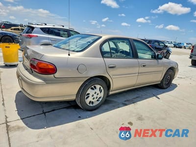 Trzecie zdjęcie samochodu z tyłu: 1998 CHEVROLET MALIBU VIN:1G1ND52T5WY115050 - miniatura