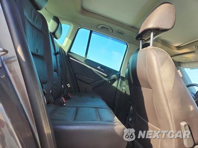 Zdjęcie 11 z 13 samochodu: 2012 VOLKSWAGEN TIGUAN S VIN:WVGAV7AX1CW001326 - miniatura
