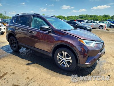 Czwarte zdjęcie samochodu z boku: 2018 TOYOTA RAV4 LE VIN:2T3BFREV6JW828552 - miniatura