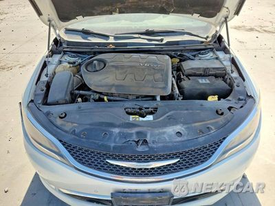 Zdjęcie 11 z 13 samochodu: 2015 CHRYSLER 200 C VIN:1C3CCCCG7FN673639 - miniatura