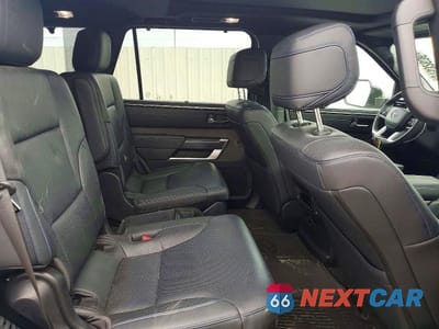 Zdjęcie 11 z 14 samochodu: 2025 TOYOTA SEQUOIA PLATINUM VIN:7SVAAABAXSX065581 - miniatura