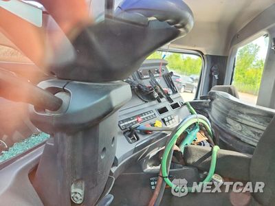 Zdjęcie 9 z 11 samochodu: 2024 FREIGHTLINER CASCADIA 126 SEMI TRUCK VIN:1FUJHLDV8RLUP2679 - miniatura