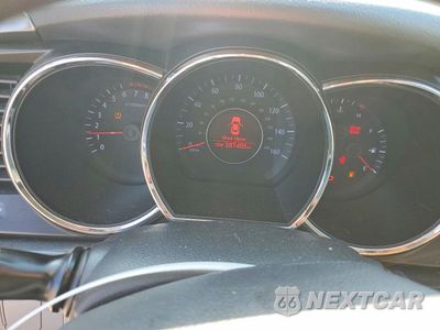 Zdjęcie 9 z 12 samochodu: 2011 KIA OPTIMA LX VIN:KNAGM4A78B5160152 - miniatura