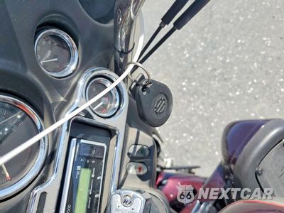 Zdjęcie 8 z 9 samochodu: 2007 HARLEY-DAVIDSON FLHTCUI VIN:1HD1FC4177Y621107 - miniatura