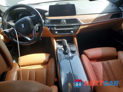 Zdjęcie 8 z 12 samochodu: 2019 BMW 530 XI VIN:WBAJA7C52KWW47353 - miniatura