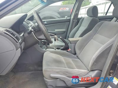 Zdjęcie 7 z 12 samochodu: 2006 HONDA ACCORD SE VIN:1HGCM56326A146680 - miniatura