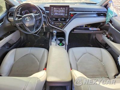 Zdjęcie 8 z 12 samochodu: 2022 TOYOTA CAMRY SE VIN:4T1G11AK0NU693486 - miniatura