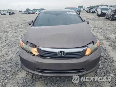 Piąte zdjęcie samochodu w środku: 2012 HONDA CIVIC LX VIN:19XFB2F55CE065070 - miniatura
