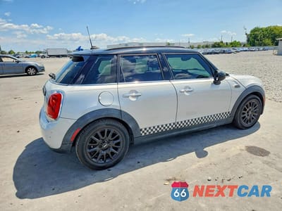 Trzecie zdjęcie samochodu z tyłu: 2016 MINI COOPER VIN:WMWXU1C57G2D09012 - miniatura