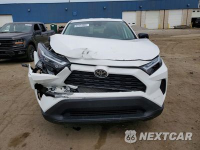 Piąte zdjęcie samochodu w środku: 2024 TOYOTA RAV4 LE VIN:2T3H1RFV2RW313177 - miniatura
