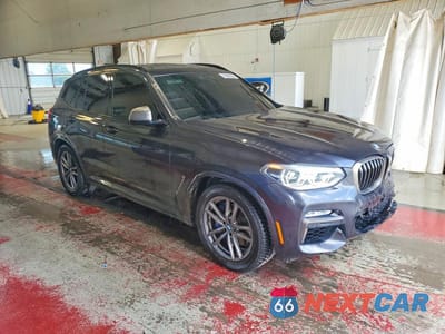 Czwarte zdjęcie samochodu z boku: 2019 BMW X3 XDRIVEM40I VIN:5UXTS3C59KLR74074 - miniatura