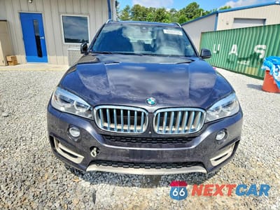Piąte zdjęcie samochodu w środku: 2018 BMW X5 XDR40E VIN:5UXKT0C58J0V98233 - miniatura