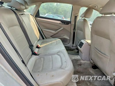 Zdjęcie 10 z 12 samochodu: 2013 VOLKSWAGEN PASSAT SE VIN:1VWBP7A31DC134443 - miniatura