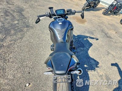 Zdjęcie 6 z 9 samochodu: 2025 KAWASAKI ZR900 S VIN:ML5ZRDS12SDA04733 - miniatura