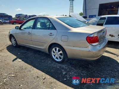Drugie zdjęcie samochodu z przodu: 2005 TOYOTA CAMRY XLE V6 VIN:4T1BF30K65U102845 - miniatura