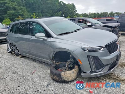 Czwarte zdjęcie samochodu z boku: 2023 CADILLAC XT6 SPORT VIN:1GYKPGRS4PZ228276 - miniatura