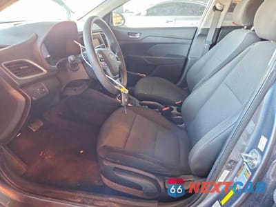 Zdjęcie 7 z 12 samochodu: 2018 HYUNDAI ACCENT SE VIN:3KPC24A31JE015610 - miniatura