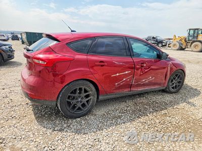Trzecie zdjęcie samochodu z tyłu: 2016 FORD FOCUS SE VIN:1FADP3K28GL325801 - miniatura