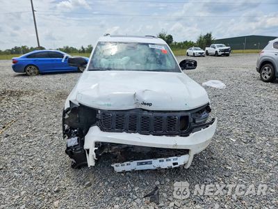Piąte zdjęcie samochodu w środku: 2025 JEEP GRAND CHEROKEE L LAREDO VIN:1C4RJJAG9S8734324 - miniatura