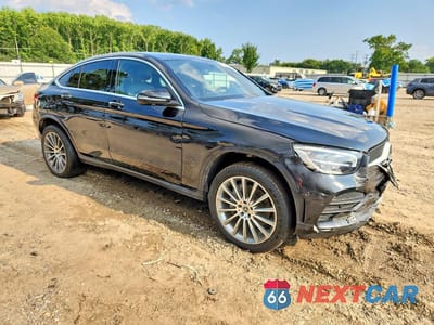 Czwarte zdjęcie samochodu z boku: 2021 MERCEDES-BENZ GLC COUPE 300 4MATIC VIN:W1N0J8EB8MF916734 - miniatura