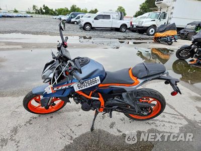 Trzecie zdjęcie samochodu z tyłu: 2024 KTM 390 DUKE VIN:MD2JPJ408RN277232 - miniatura