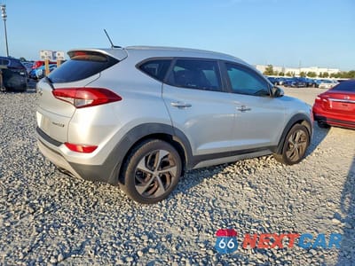 Trzecie zdjęcie samochodu z tyłu: 2017 HYUNDAI TUCSON SPORT VIN:KM8J33A27HU550339 - miniatura