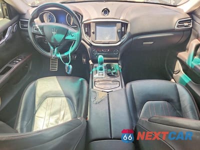 Zdjęcie 8 z 12 samochodu: 2016 MASERATI GHIBLI VIN:ZAM57XSAXG1172116 - miniatura