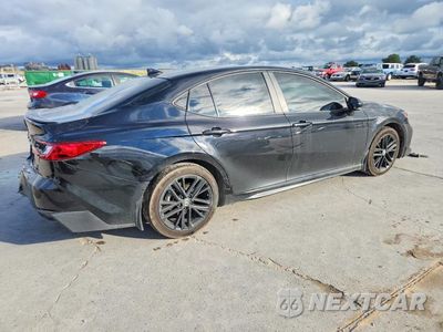Trzecie zdjęcie samochodu z tyłu: 2025 TOYOTA CAMRY SE VIN:4T1DAACK6SU008984 - miniatura