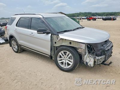 Czwarte zdjęcie samochodu z boku: 2019 FORD EXPLORER XLT VIN:1FM5K8D81KGA86763 - miniatura