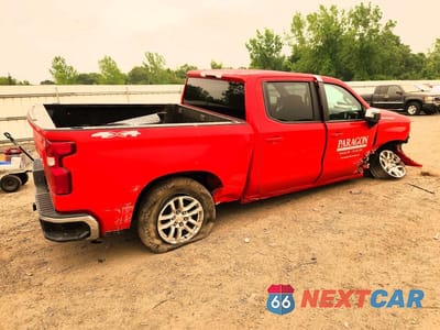 Trzecie zdjęcie samochodu z tyłu: 2021 CHEVROLET SILVERADO K1500 LT VIN:3GCPYJEK5MG339104 - miniatura