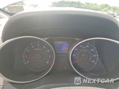 Zdjęcie 9 z 13 samochodu: 2014 HYUNDAI TUCSON GLS VIN:KM8JTCAF1EU950766 - miniatura