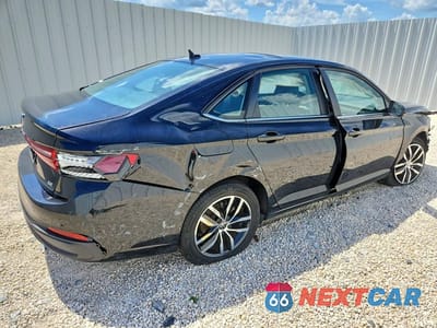 Trzecie zdjęcie samochodu z tyłu: 2025 VOLKSWAGEN JETTA SE VIN:3VW7X7BU3SM048186 - miniatura