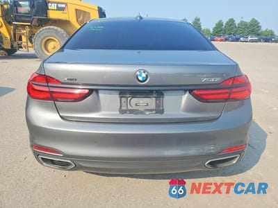Zdjęcie 6 z 12 samochodu: 2016 BMW 750 XI VIN:WBA7F2C52GG419305 - miniatura