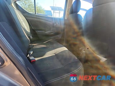 Zdjęcie 10 z 13 samochodu: 2016 NISSAN VERSA 1.6 SV VIN:3N1CN7AP3GL817241 - miniatura