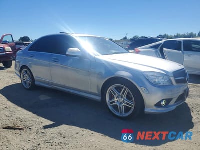 Czwarte zdjęcie samochodu z boku: 2008 MERCEDES-BENZ C 350 VIN:WDDGF56X38F033376 - miniatura
