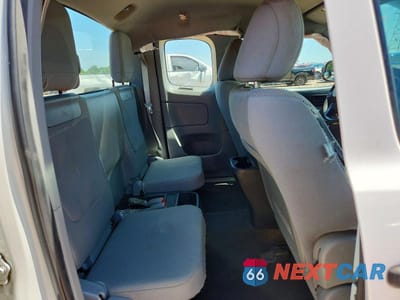 Zdjęcie 10 z 13 samochodu: 2015 TOYOTA TACOMA ACCESS CAB VIN:5TFTX4CN4FX050519 - miniatura