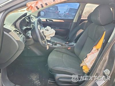 Zdjęcie 7 z 12 samochodu: 2017 NISSAN SENTRA S VIN:3N1AB7APXHY210550 - miniatura