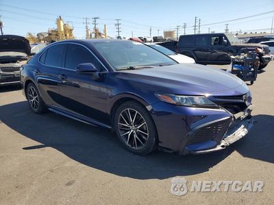 Czwarte zdjęcie samochodu z boku: 2021 TOYOTA CAMRY SE VIN:44T1G11AK9MU53208 - miniatura