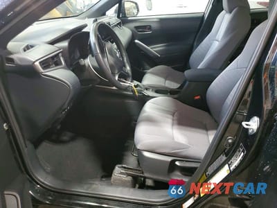 Zdjęcie 7 z 12 samochodu: 2023 TOYOTA COROLLA CROSS HYBRID SE VIN:7MUFBABG5PV002750 - miniatura