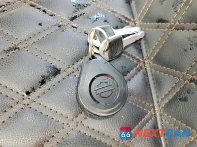 Zdjęcie 8 z 10 samochodu: 2020 HARLEY-DAVIDSON FXLRS VIN:1HD1YWK14LB064202 - miniatura